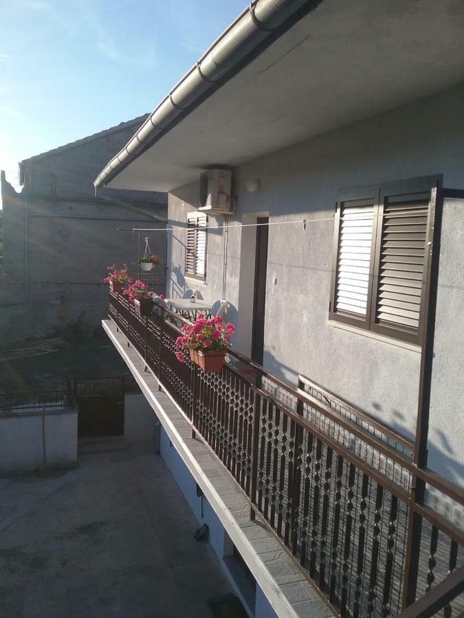 Ferienwohnung Milda+M Skradin Exterior foto